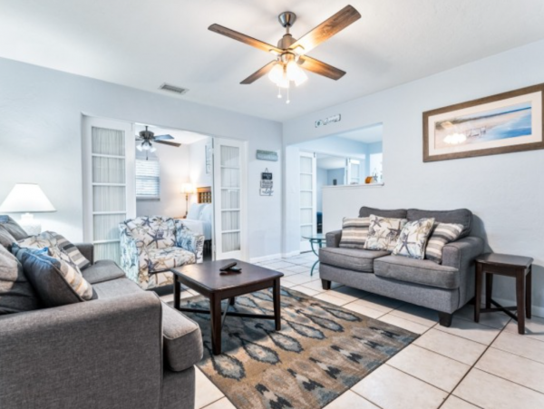 Lovely Three Bedroom Vacation Rental in Siesta Key